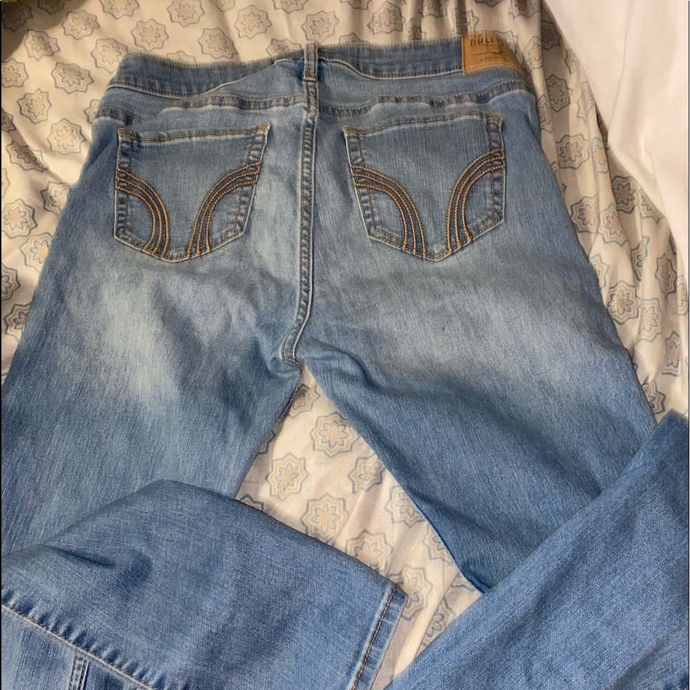 Low waisted Hollister jeans